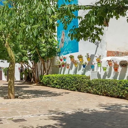 Chic Uurban Oasis In Appartement Estepona