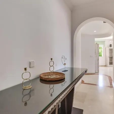 Chic Uurban Oasis In Appartement Estepona