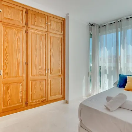 Chic Uurban Oasis In Appartement Estepona